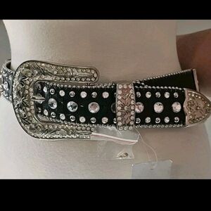 Rodeo Cowgirl Black and Silver Women's Belt with Rhinestones Roan Horse Pics XL
